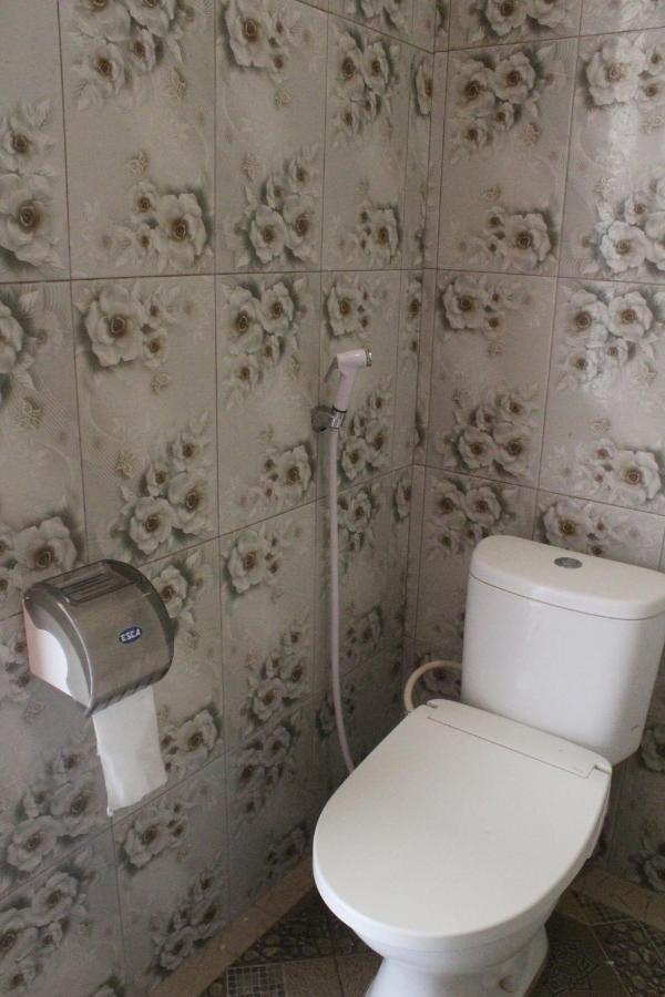 Wl Guesthouse Labuan Bajo Bagian luar foto