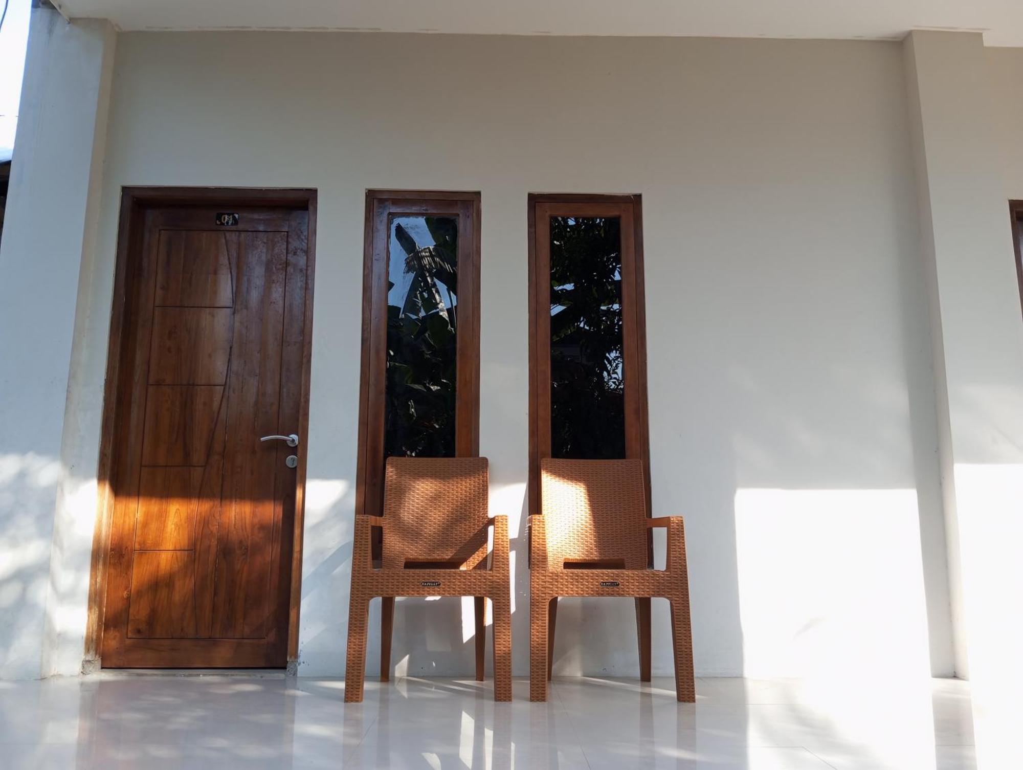 Wl Guesthouse Labuan Bajo Bagian luar foto